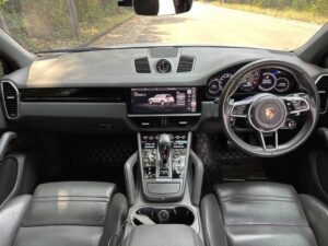 #Porsche #Cayenne E-hybrid