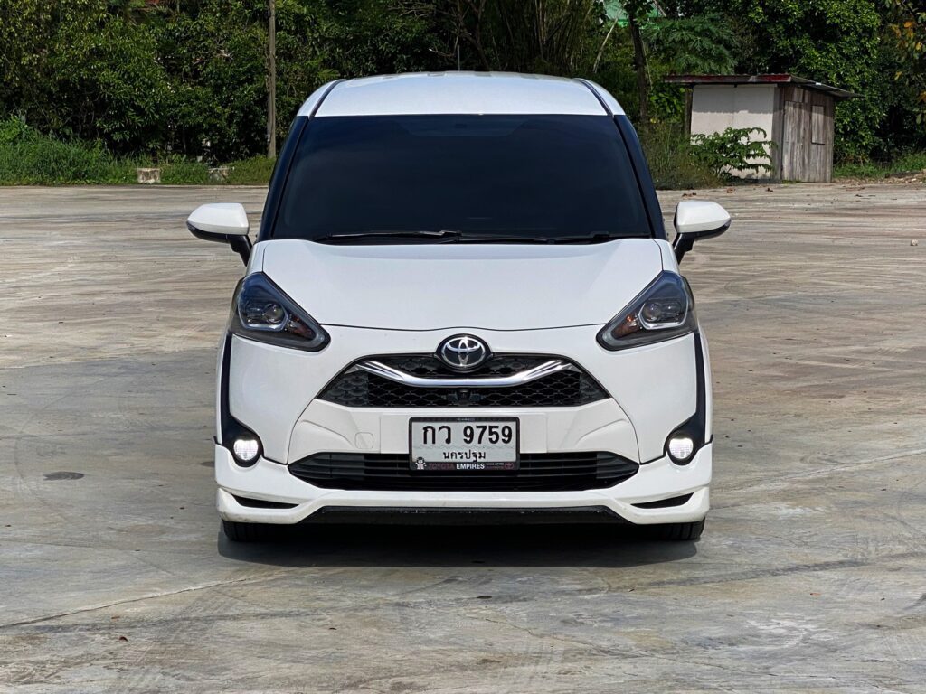 #Toyota #Sienta