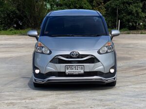 #Toyota #Sienta