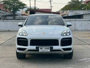 Porsche Cayenne Coupe Hybrid Sport Design 2021