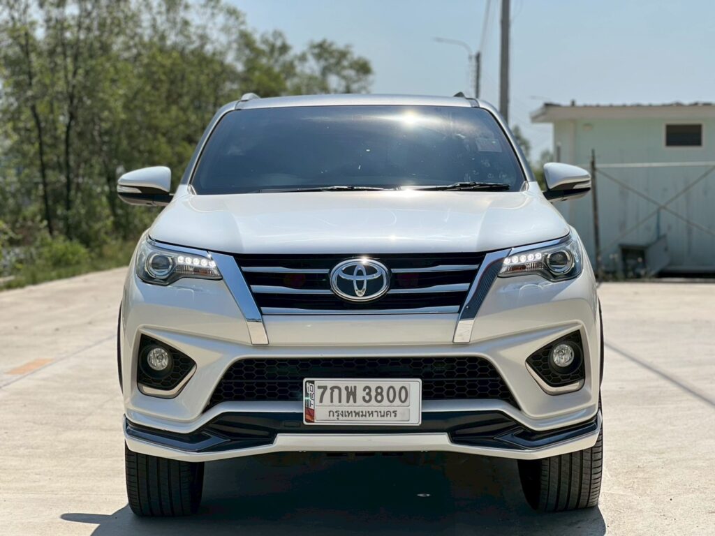 Toyota Fortuner 2.8 TRD Sportivo II 4wd ปี2016