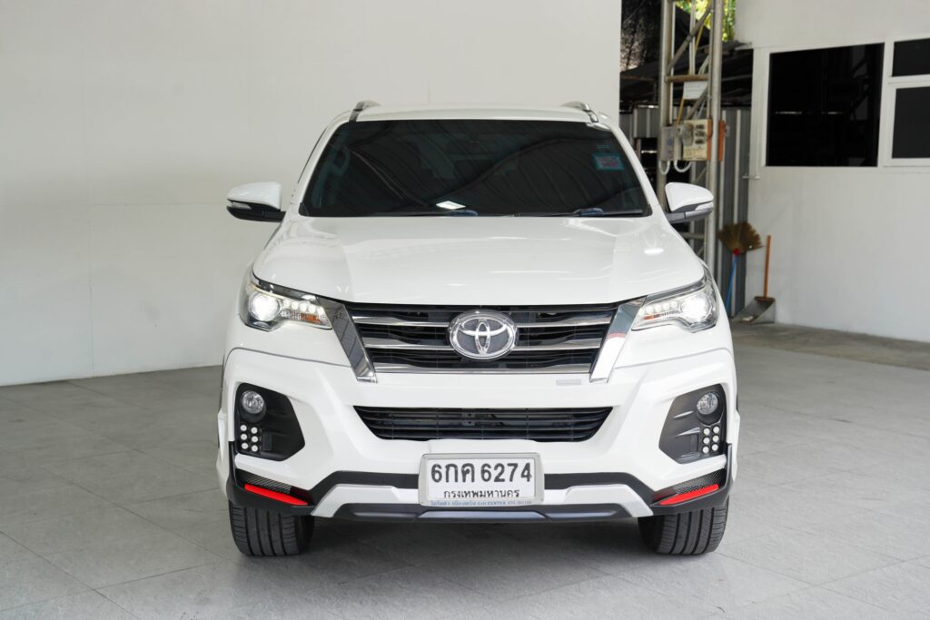 TOYOTA FORTUNER