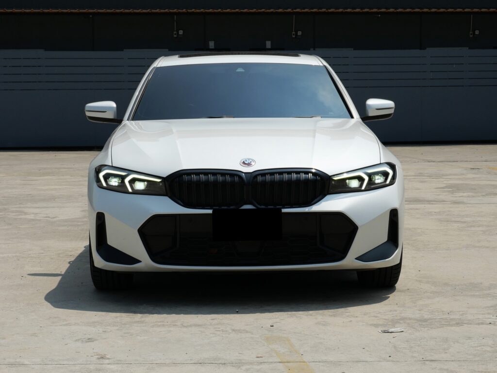 BMW 330e M Spor
