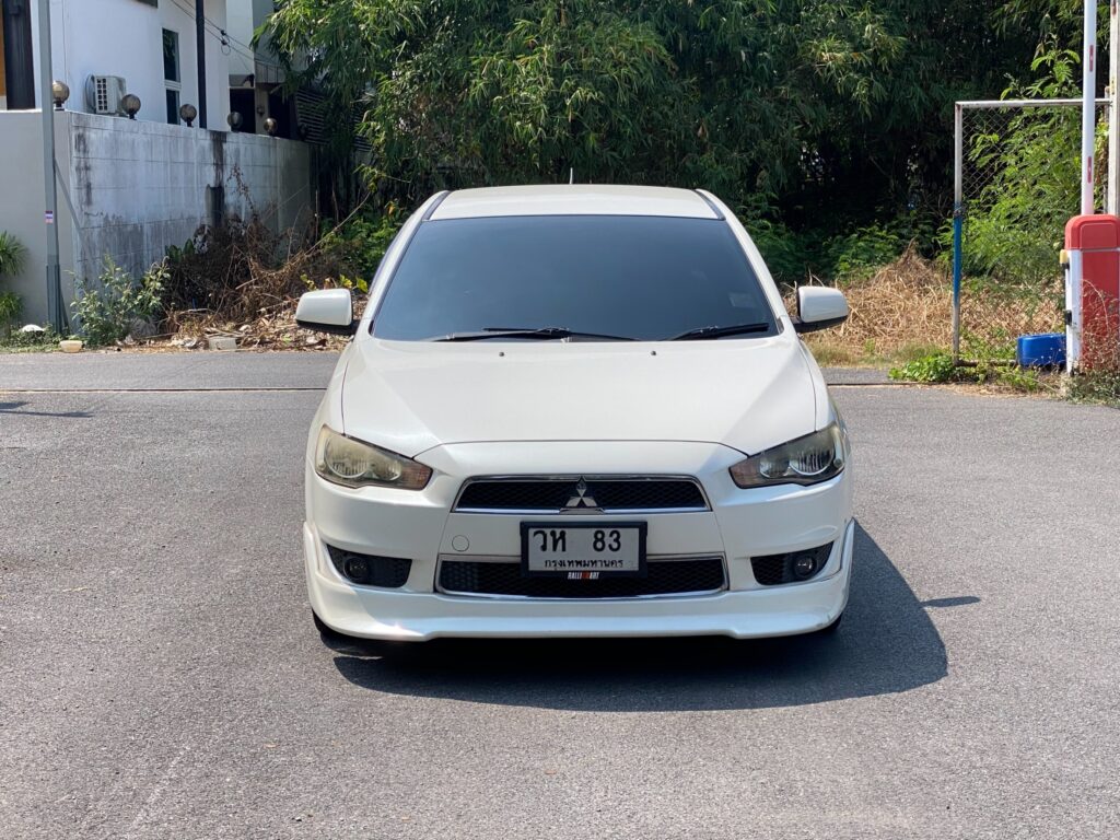 Mitsubishi Lancer