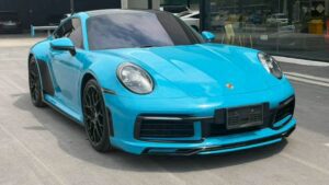 PORSCHE 992