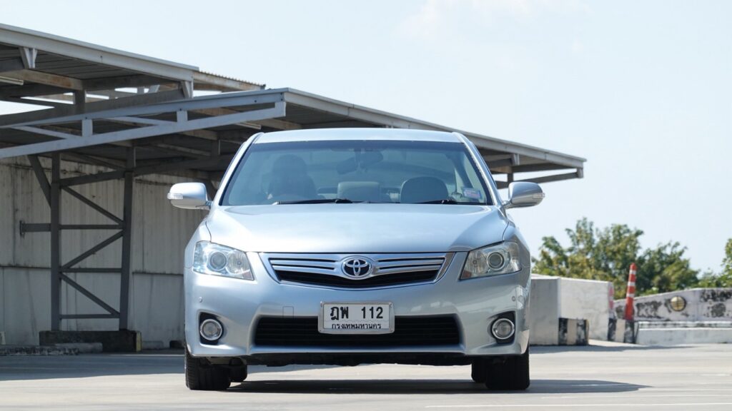 Toyota Camry 2.4 Hybrid