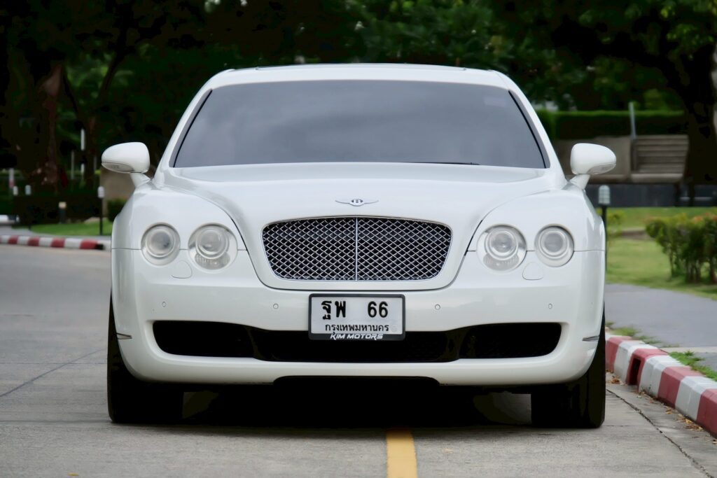 Bentley Flying