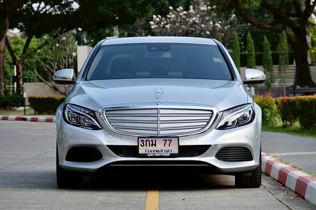 Mercedes Benz C350e