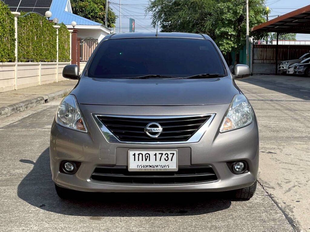 nissan almera มือสอง