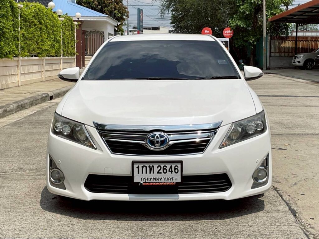 TOYOTA CAMRY