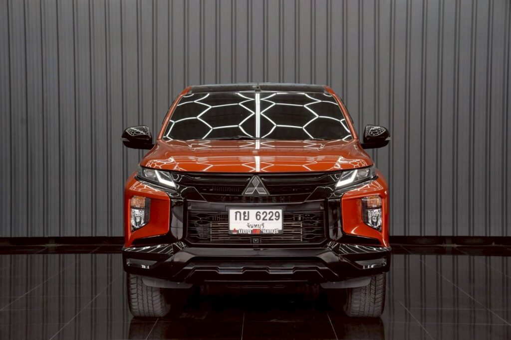 MITSUBISHI TRITON