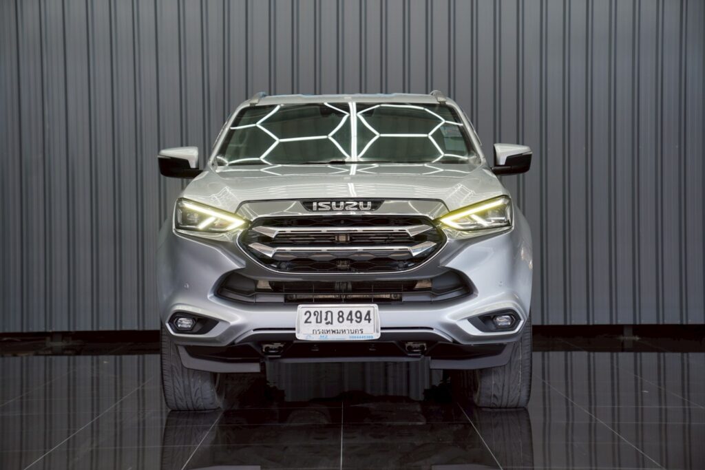 ISUZU MU-X