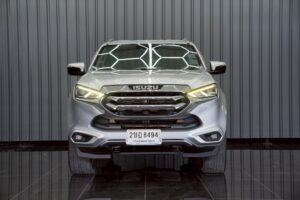 ISUZU MU-X