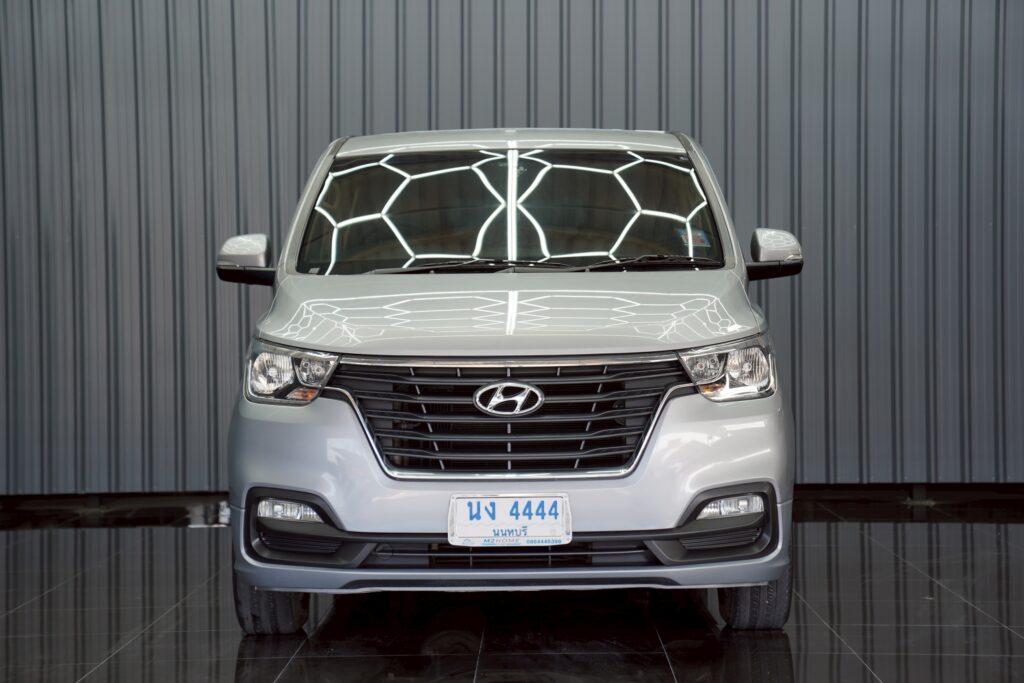 HYUNDAI H-1