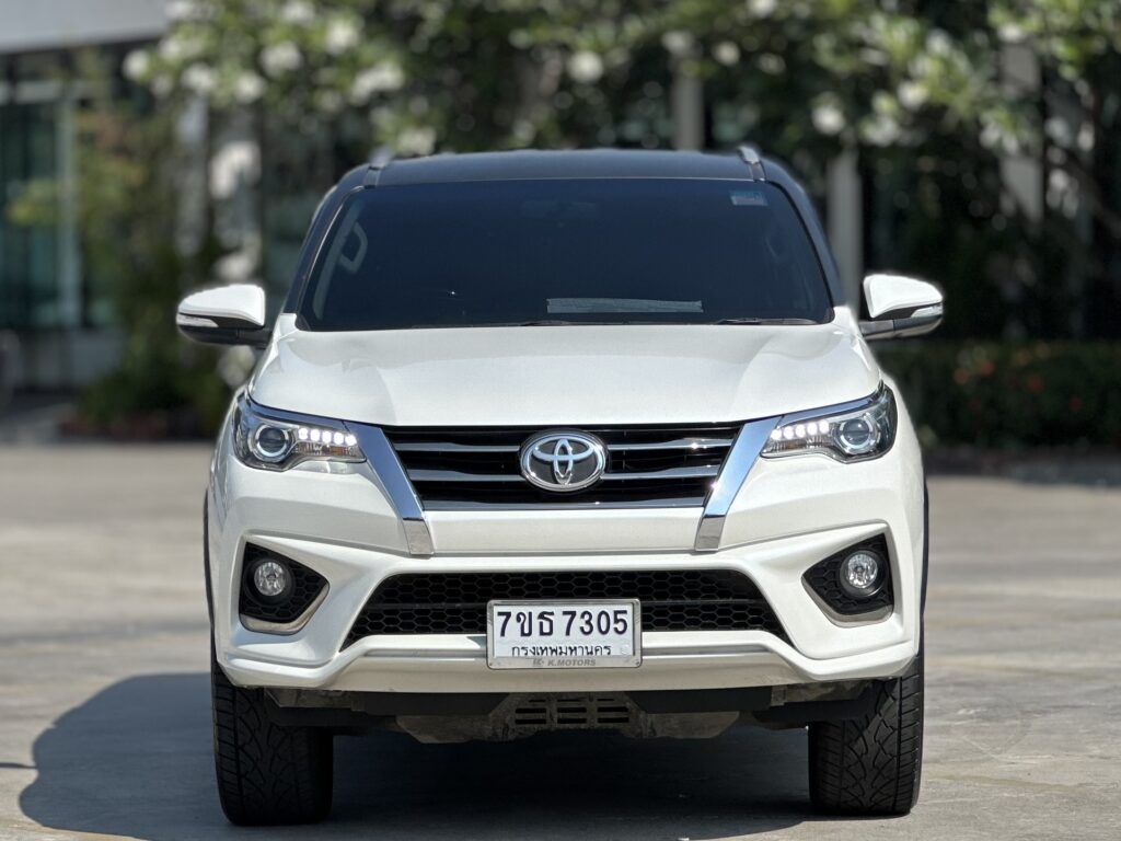 TOYOTA Fortuner 2.8TRD