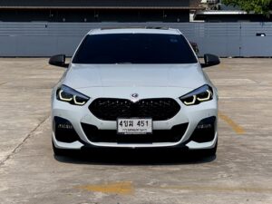 BMW 220i